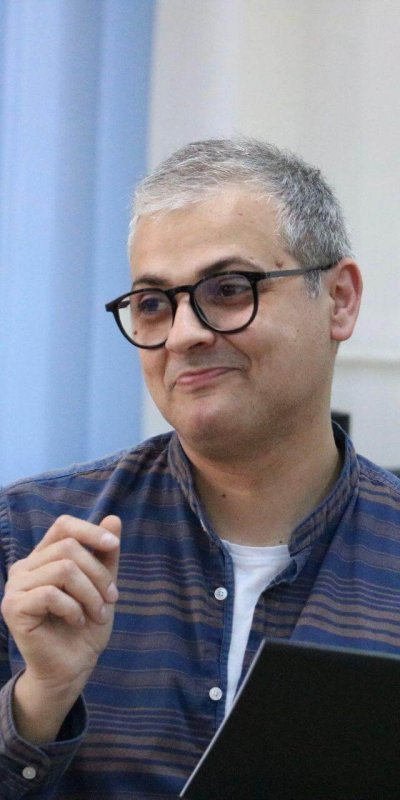 Bogdan Durlicioiu prezentând un curs